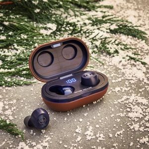 NWT Peter Millar Bluetooth Headphones